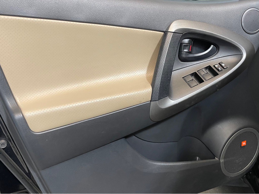 2010 Toyota Rav4 Image 9
