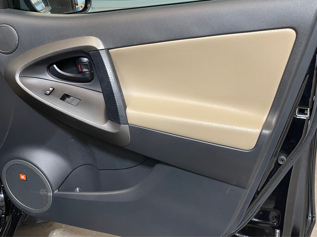2010 Toyota Rav4 Image 16