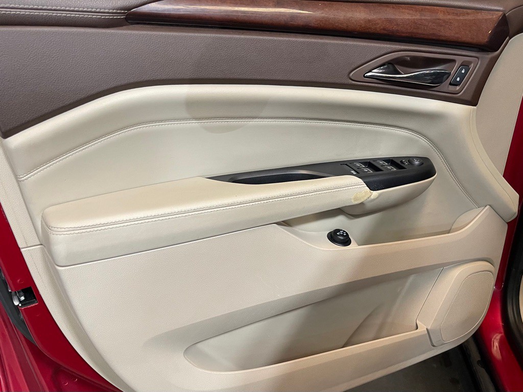 2014 Cadillac SRX Image 9