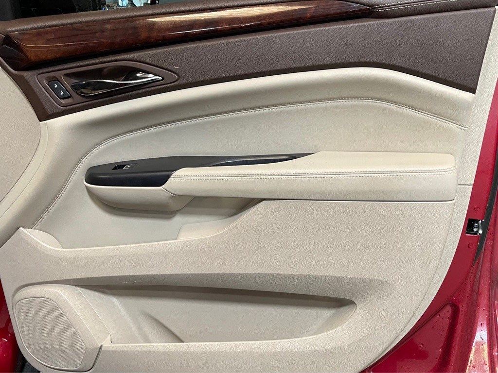 2014 Cadillac SRX Image 16