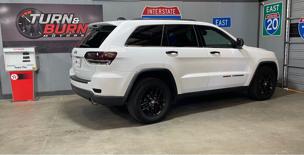 2017 Jeep Grand Cherokee Image 5