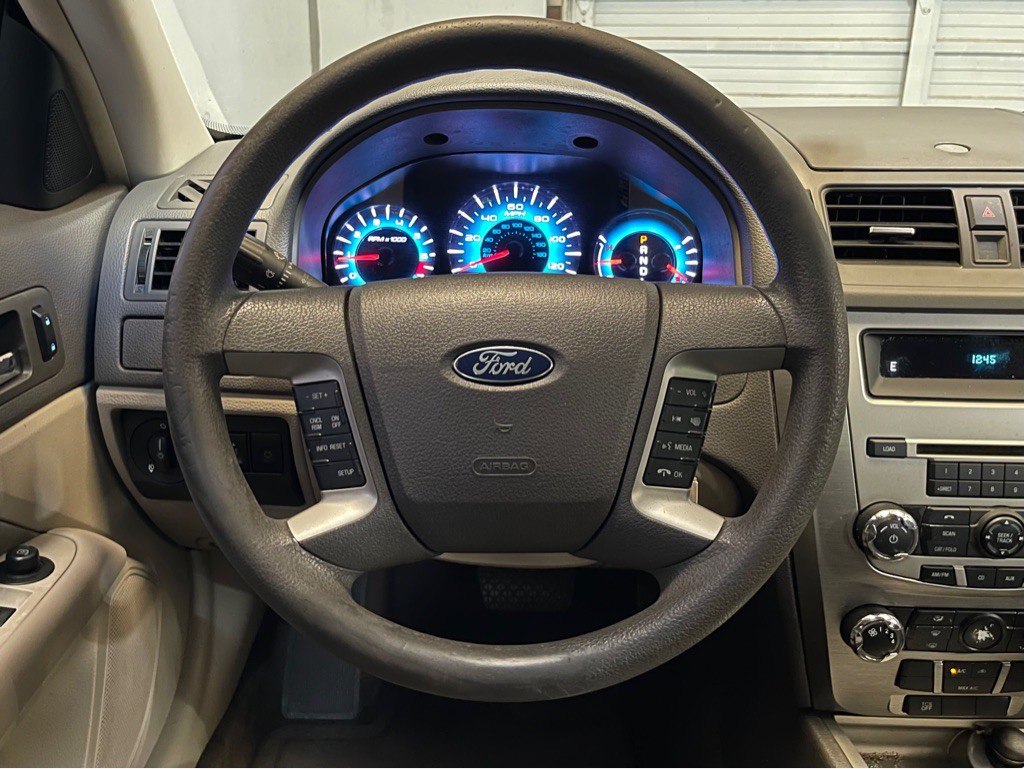 2012 Ford Fusion Image 12