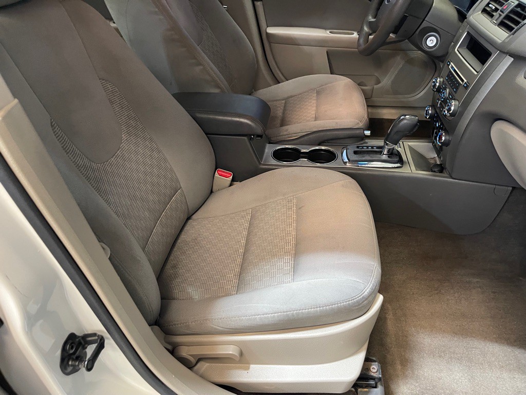 2012 Ford Fusion Image 17