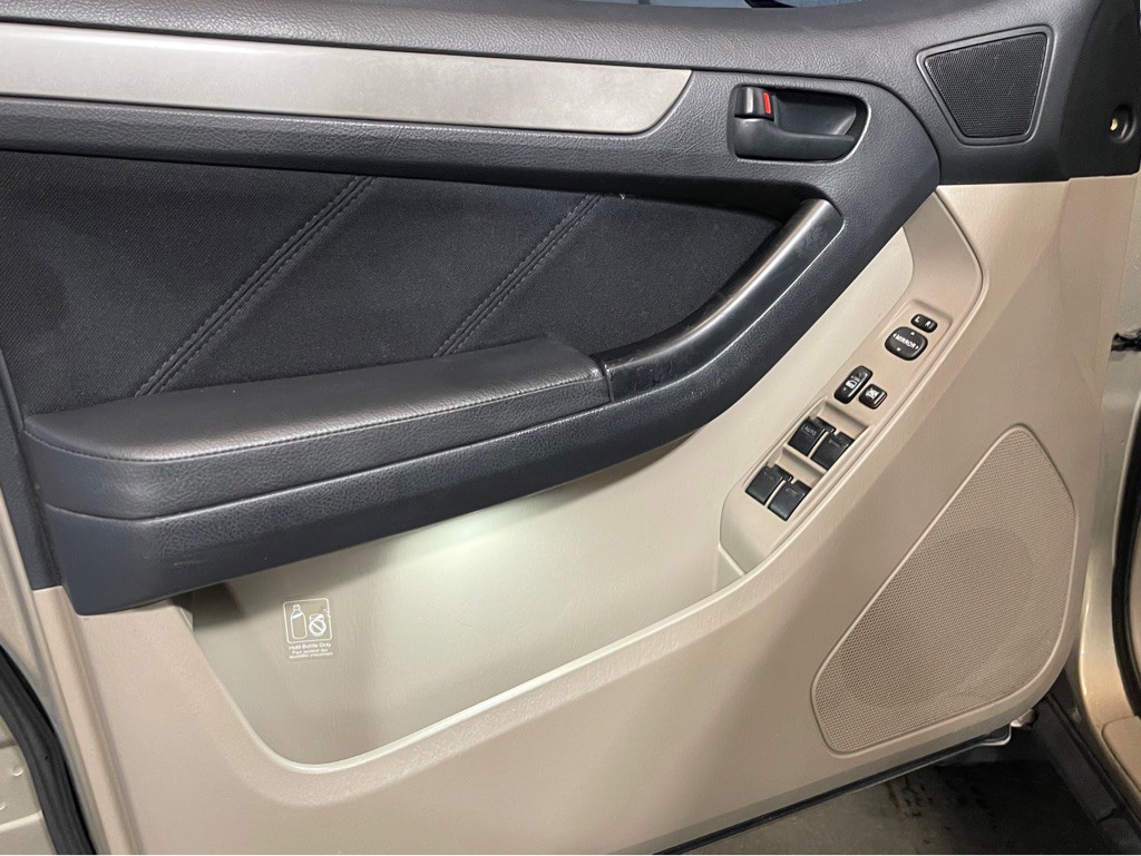 2008 Toyota 4Runner Image 9