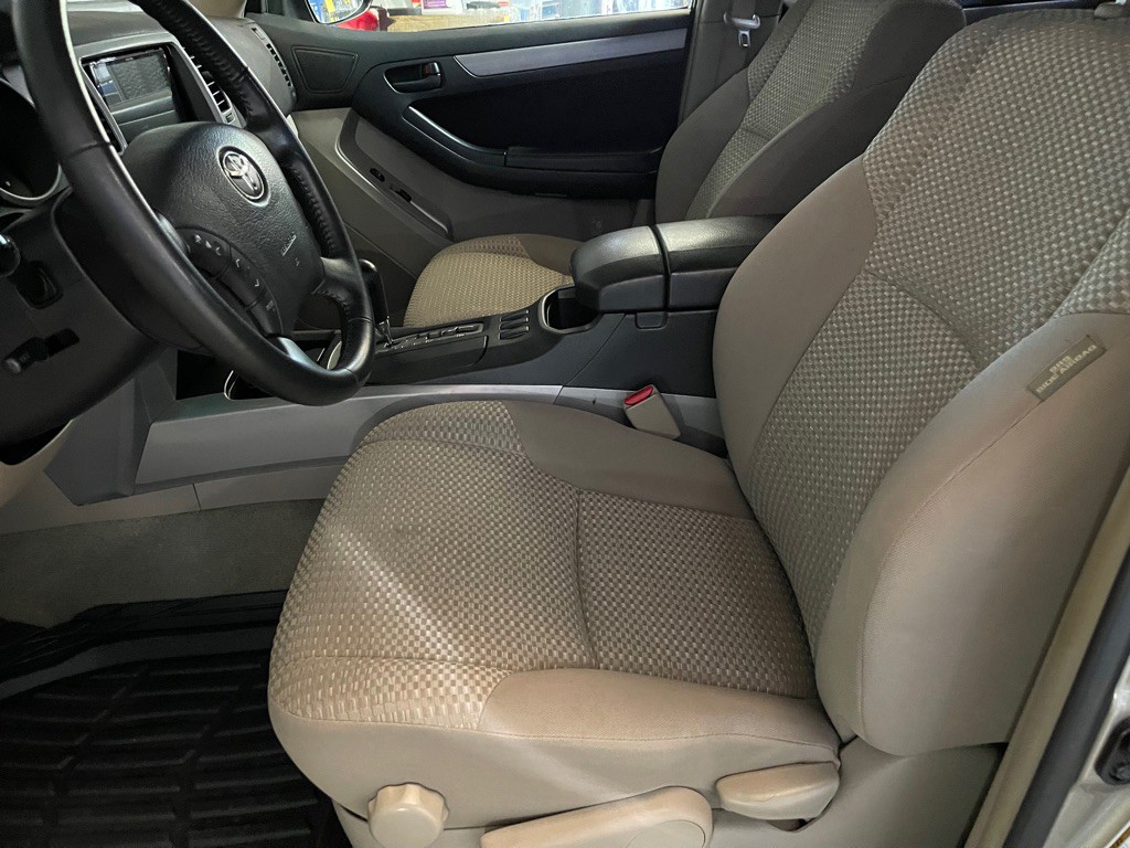 2008 Toyota 4Runner Image 10