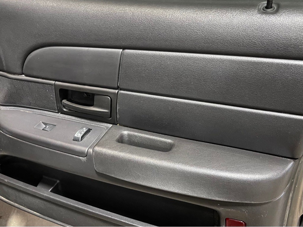 2010 Ford Crown Victoria Image 15