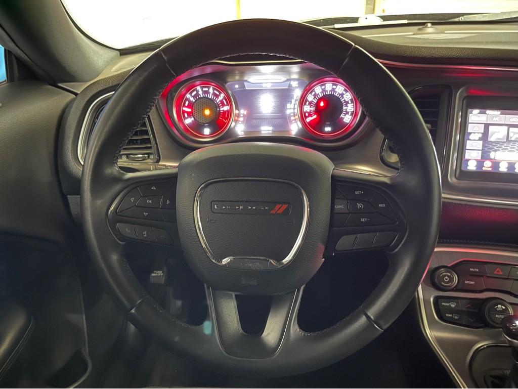 2018 Dodge Challenger Image 12