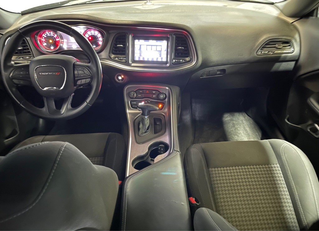 2018 Dodge Challenger Image 15