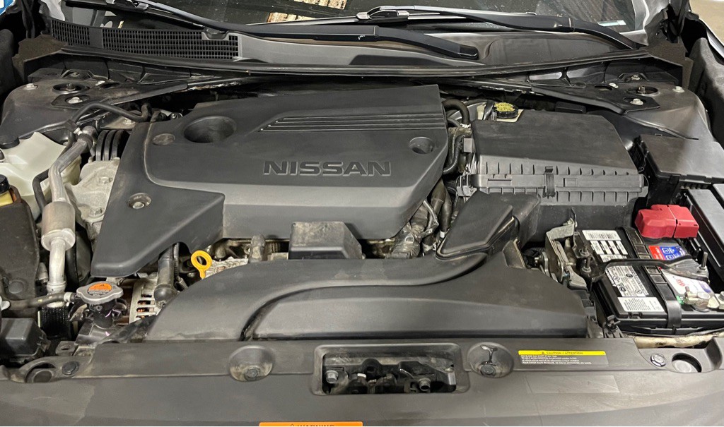 2016 Nissan Altima Image 8
