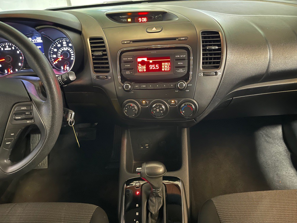 2018 Kia Forte Image 13
