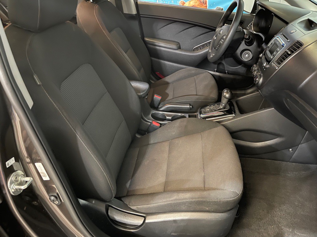 2018 Kia Forte Image 17