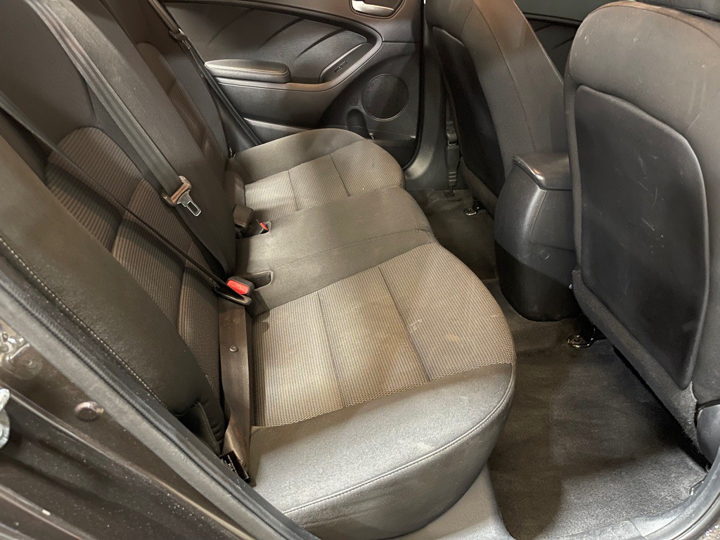 2018 Kia Forte Image 19