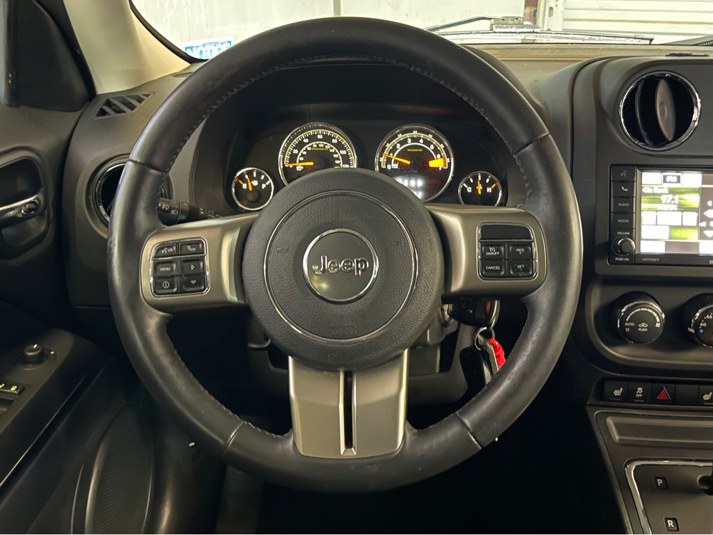 2015 Jeep Patriot Image 12