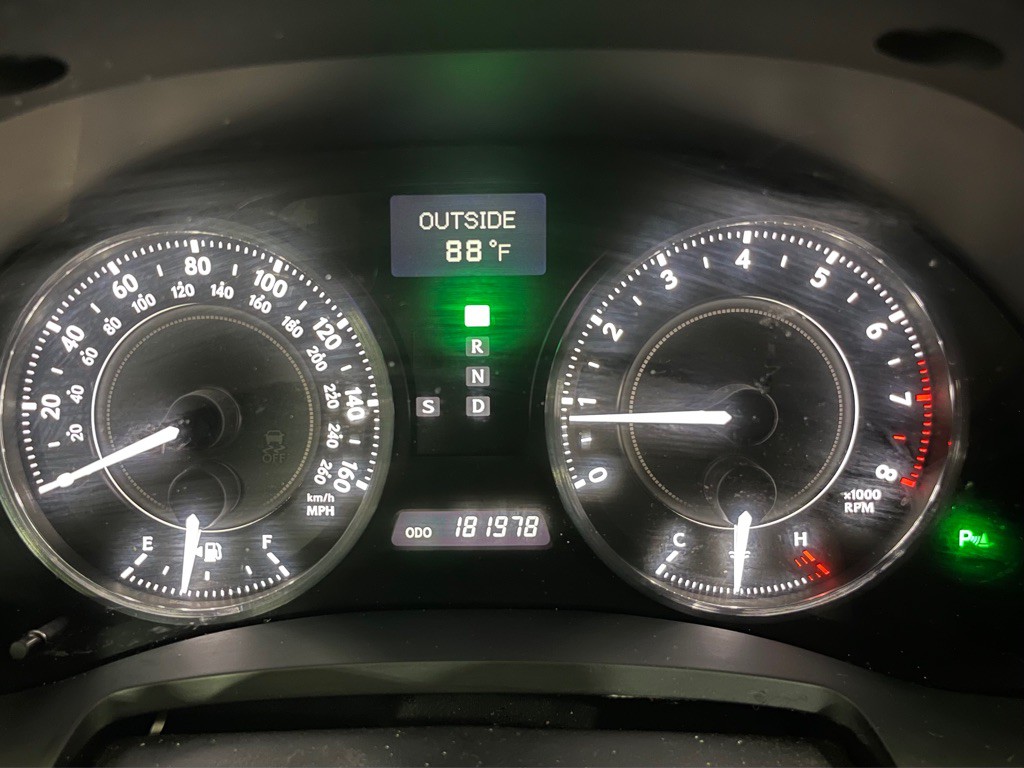 2010 Lexus IS Image 11