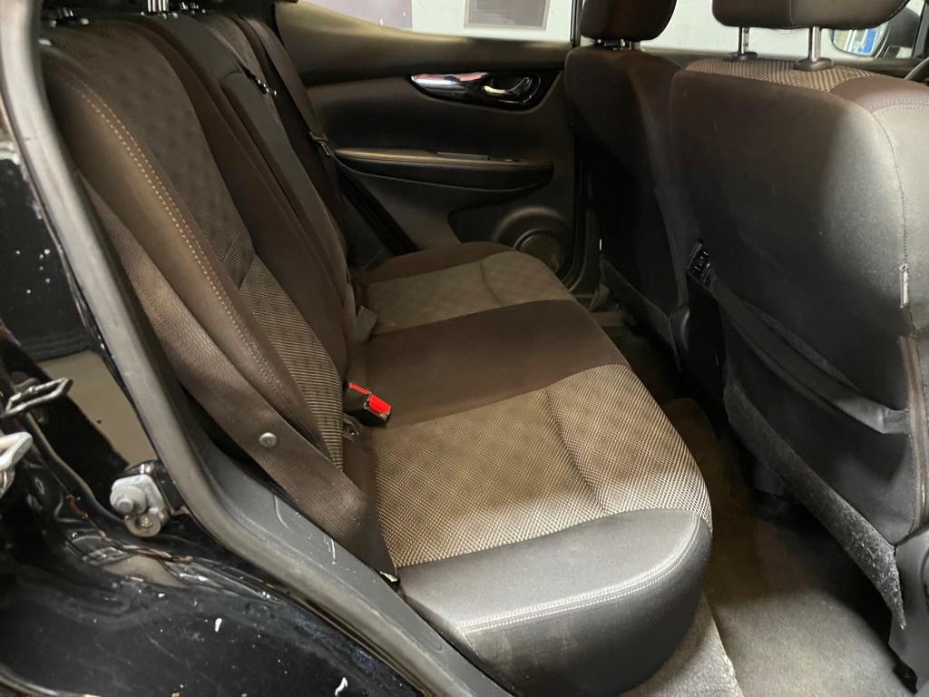 2019 Nissan Rogue Image 19