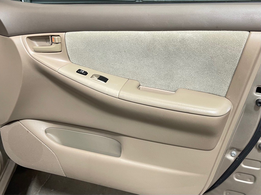 2005 Toyota Corolla Image 14