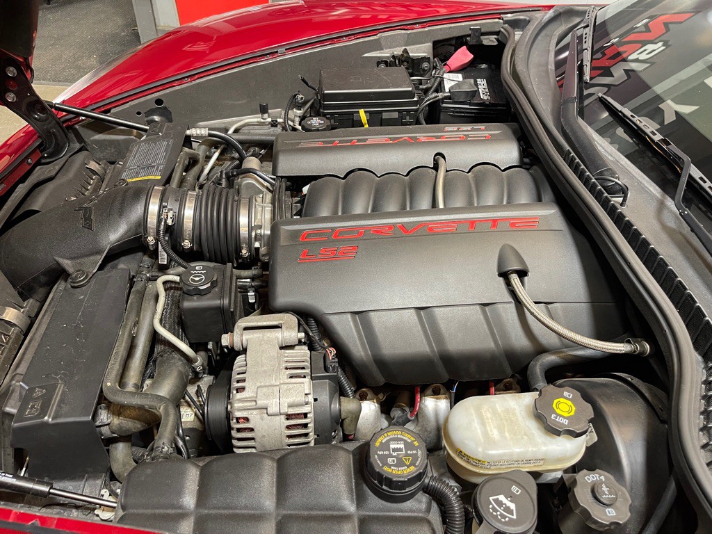 2005 Chevrolet Corvette Image 8