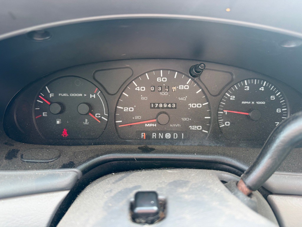 2003 Ford Taurus Image 5