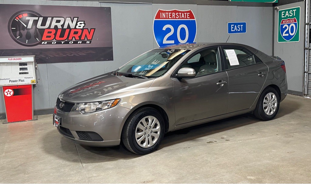 2010 Kia Forte Image 3