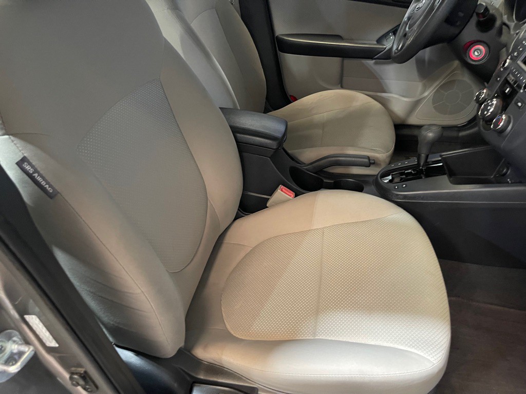 2010 Kia Forte Image 17