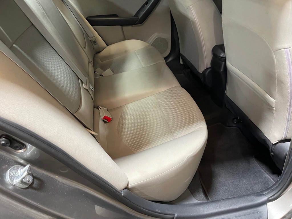 2010 Kia Forte Image 19