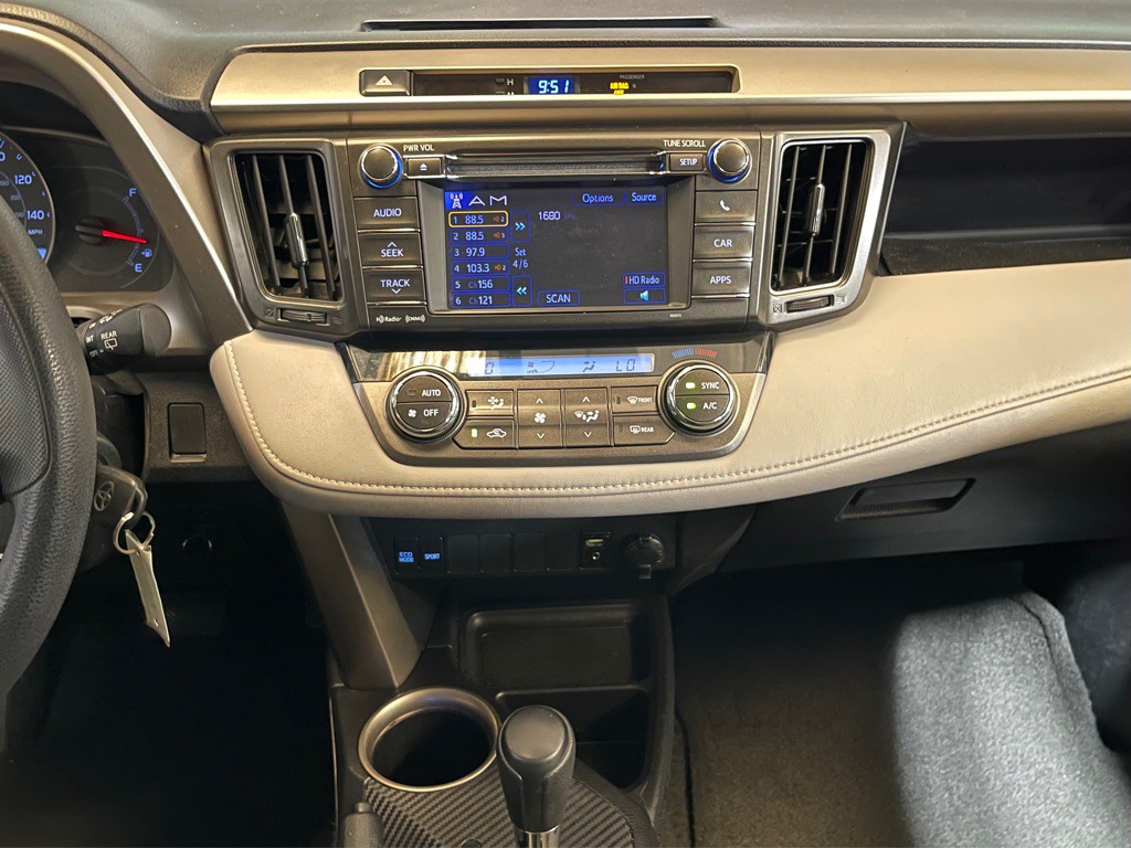 2013 Toyota Rav4 Image 13