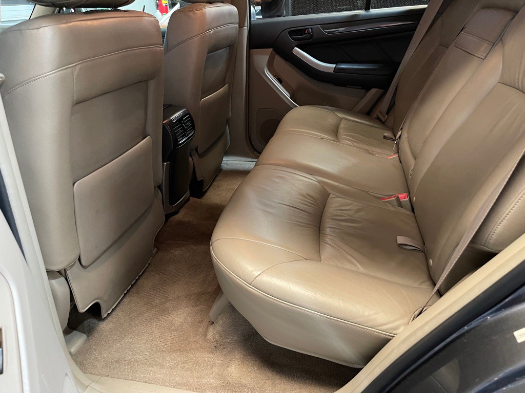2005 Toyota 4Runner Image 18