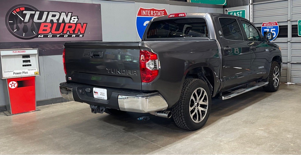 2017 Toyota Tundra Image 4