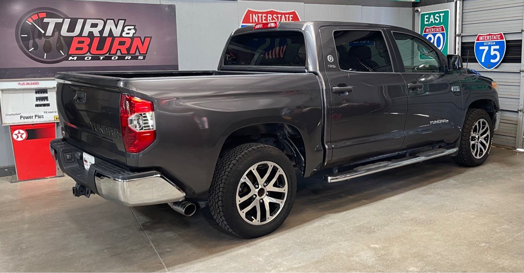 2017 Toyota Tundra Image 5