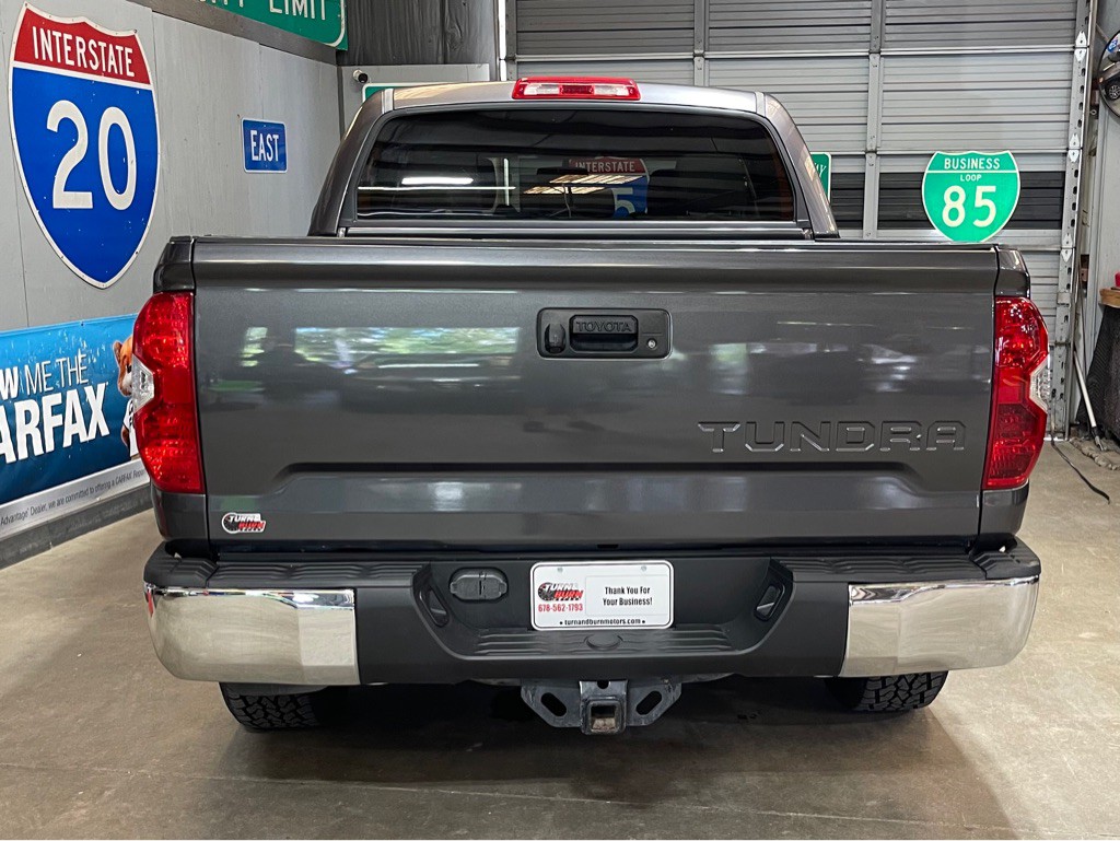2017 Toyota Tundra Image 6