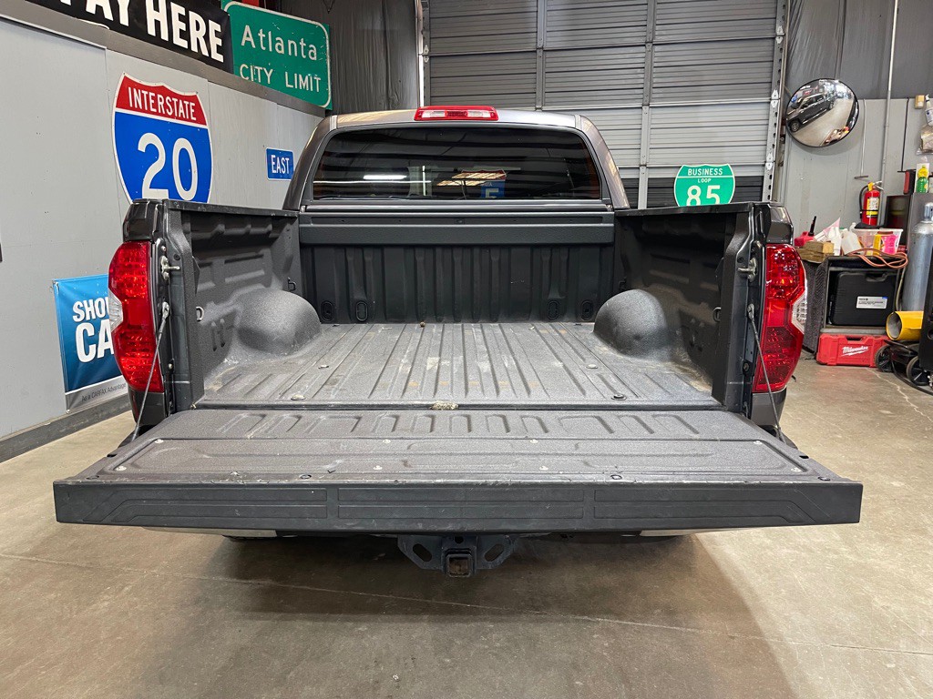 2017 Toyota Tundra Image 7