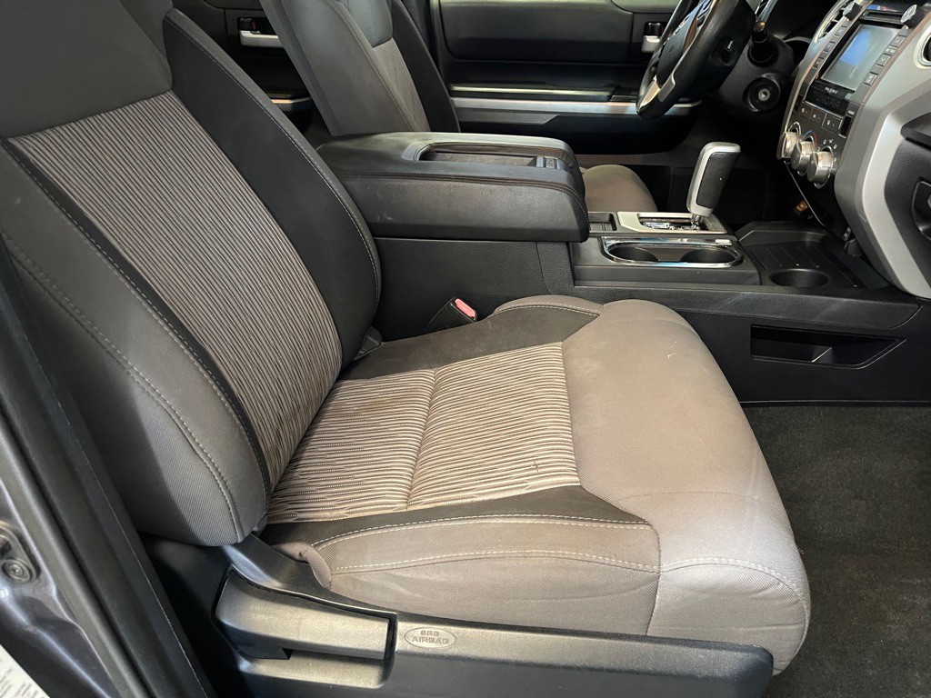 2017 Toyota Tundra Image 17
