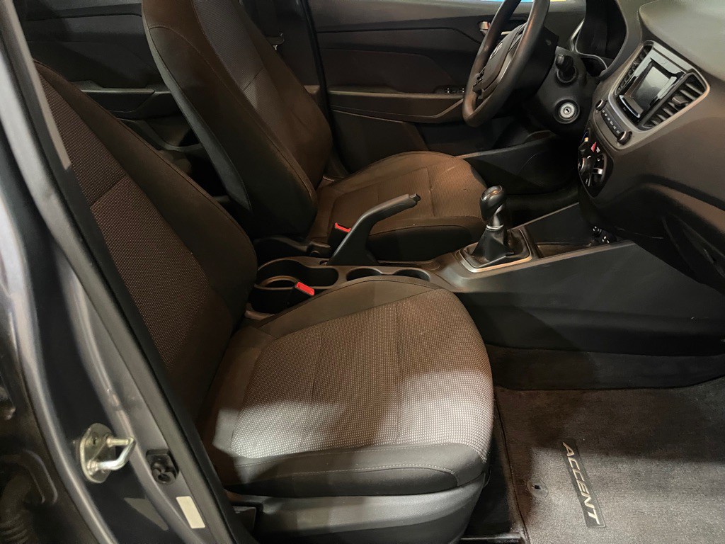 2018 Hyundai Accent Image 16