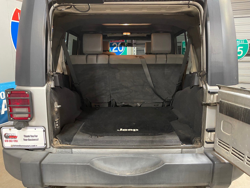 2010 Jeep Wrangler Unlimited Image 7