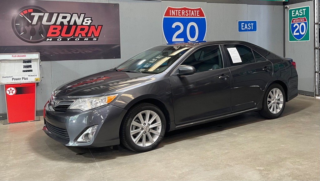2013 Toyota Camry Image 3