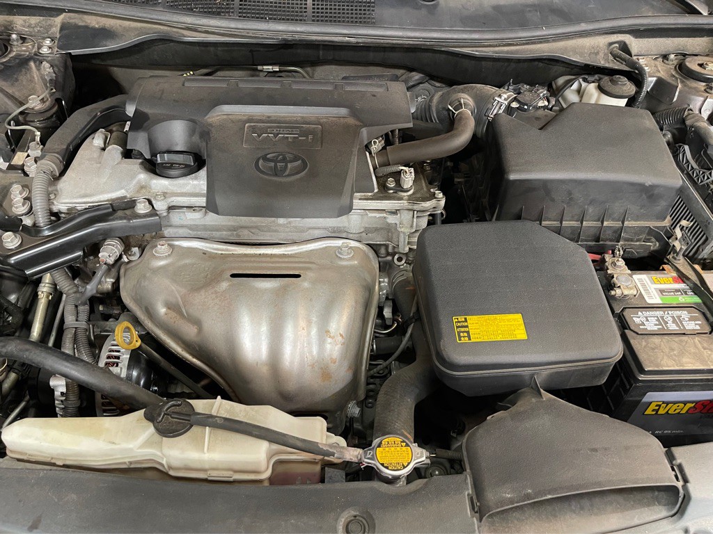 2013 Toyota Camry Image 8