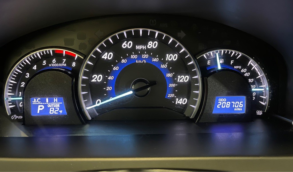 2013 Toyota Camry Image 11