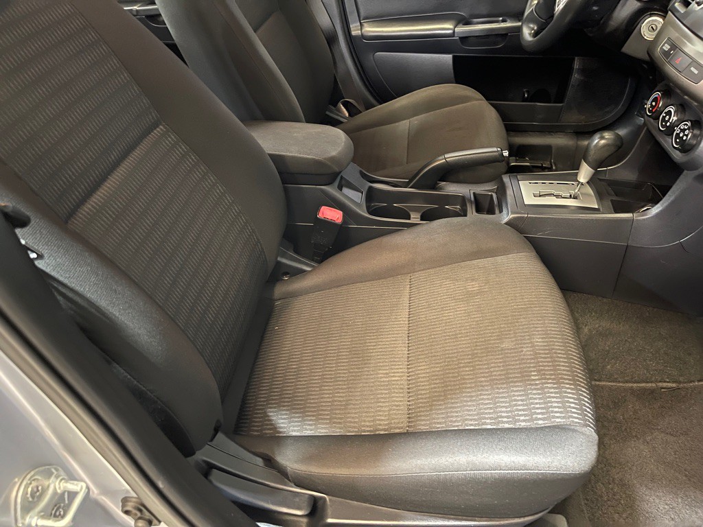 2012 Mitsubishi Lancer Image 17