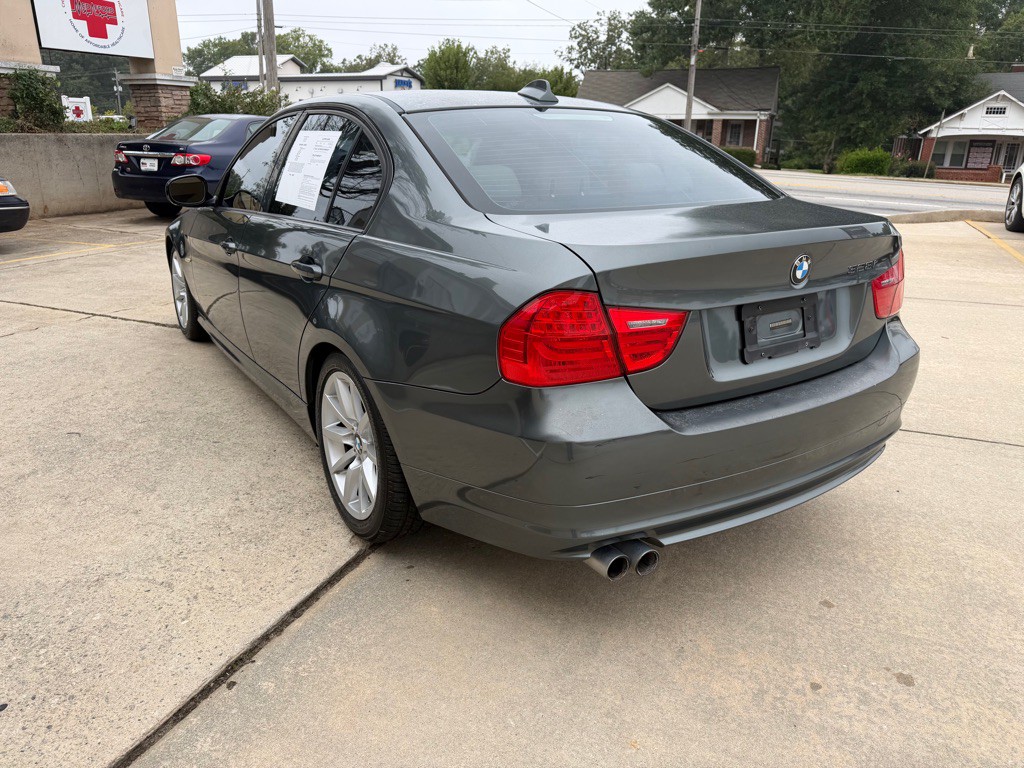 2009 BMW 3 Series Image 3