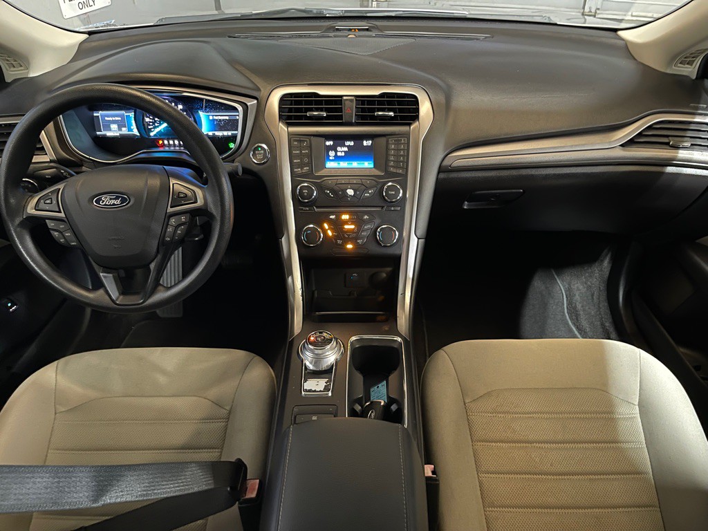 2018 Ford Fusion Image 15