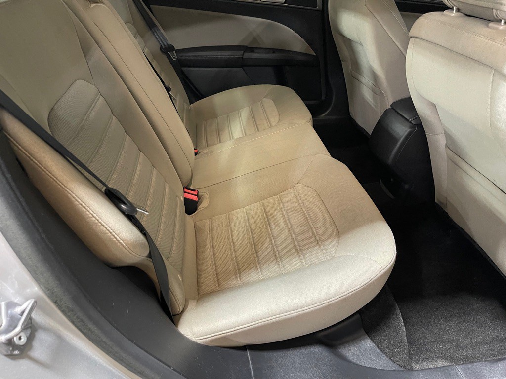2018 Ford Fusion Image 19