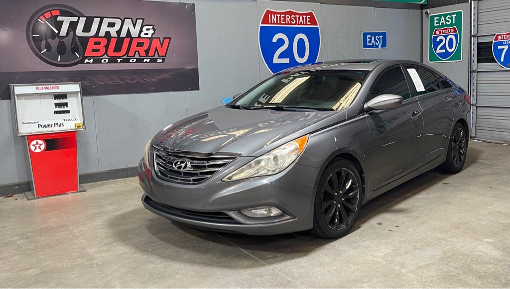 2012 Hyundai Sonata Image 1