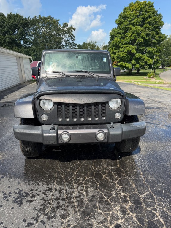 2016 Jeep Wrangler Unlimited Image 2
