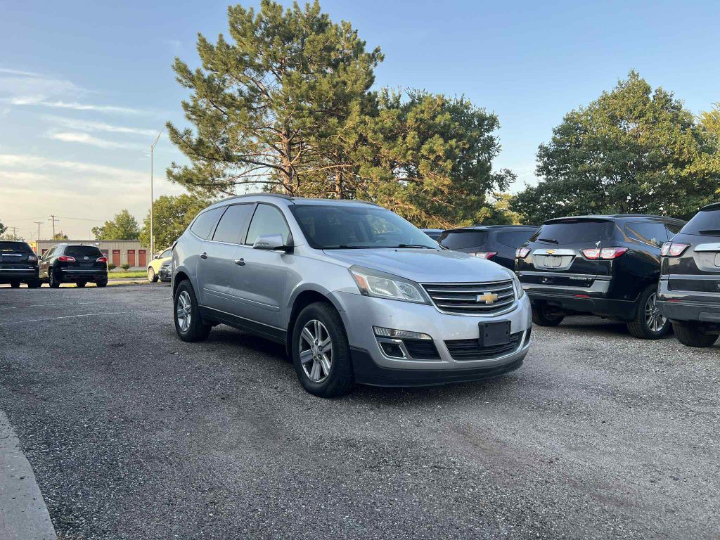 2013 Chevrolet Traverse Image 3