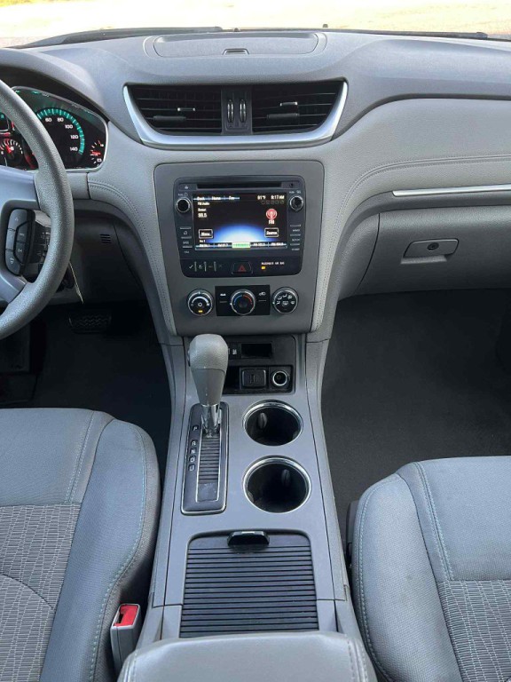 2017 Chevrolet Traverse Image 15