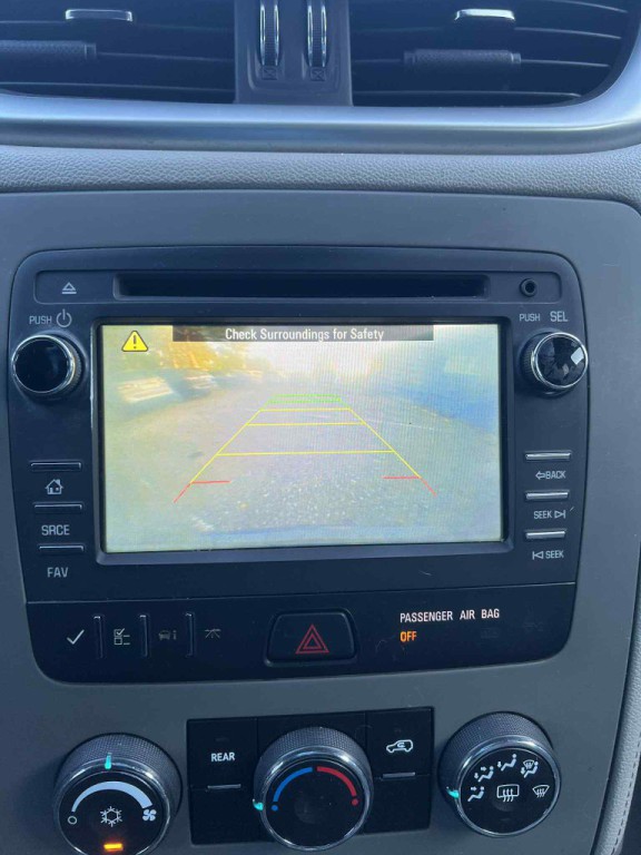 2017 Chevrolet Traverse Image 16