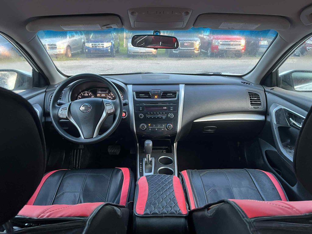 2014 Nissan Altima Image 11
