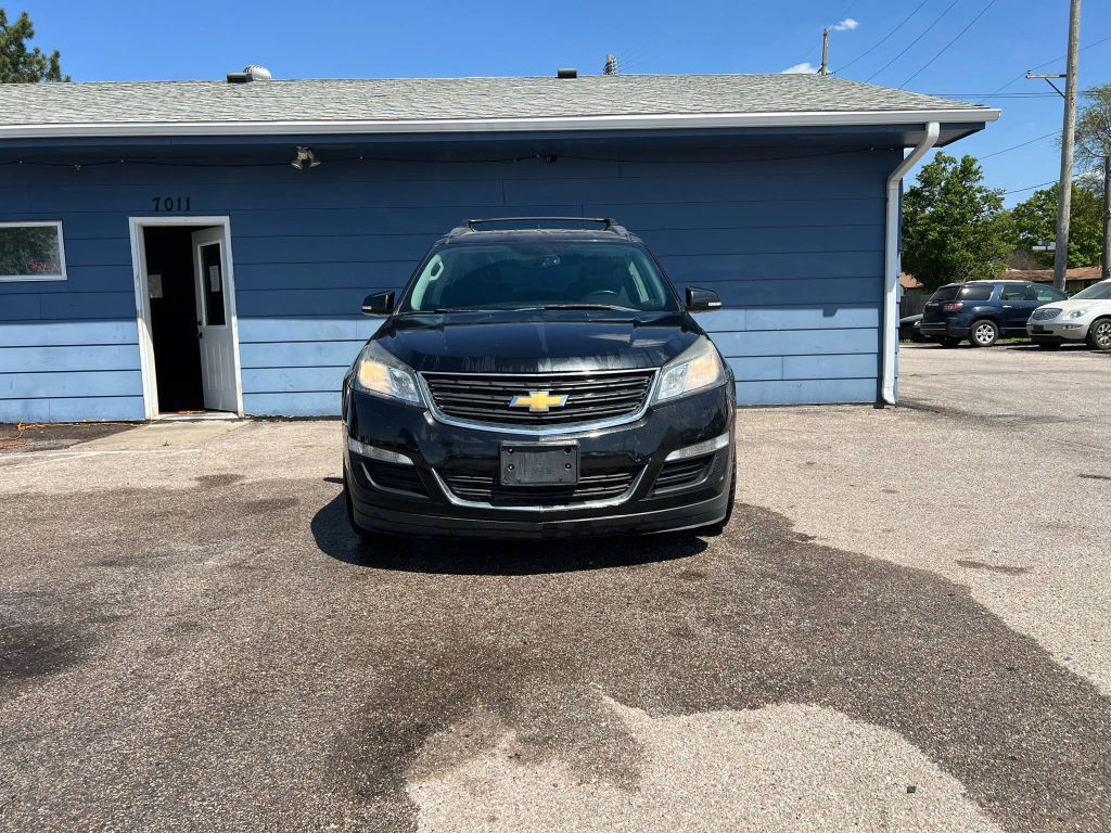 2014 Chevrolet Traverse Image 2