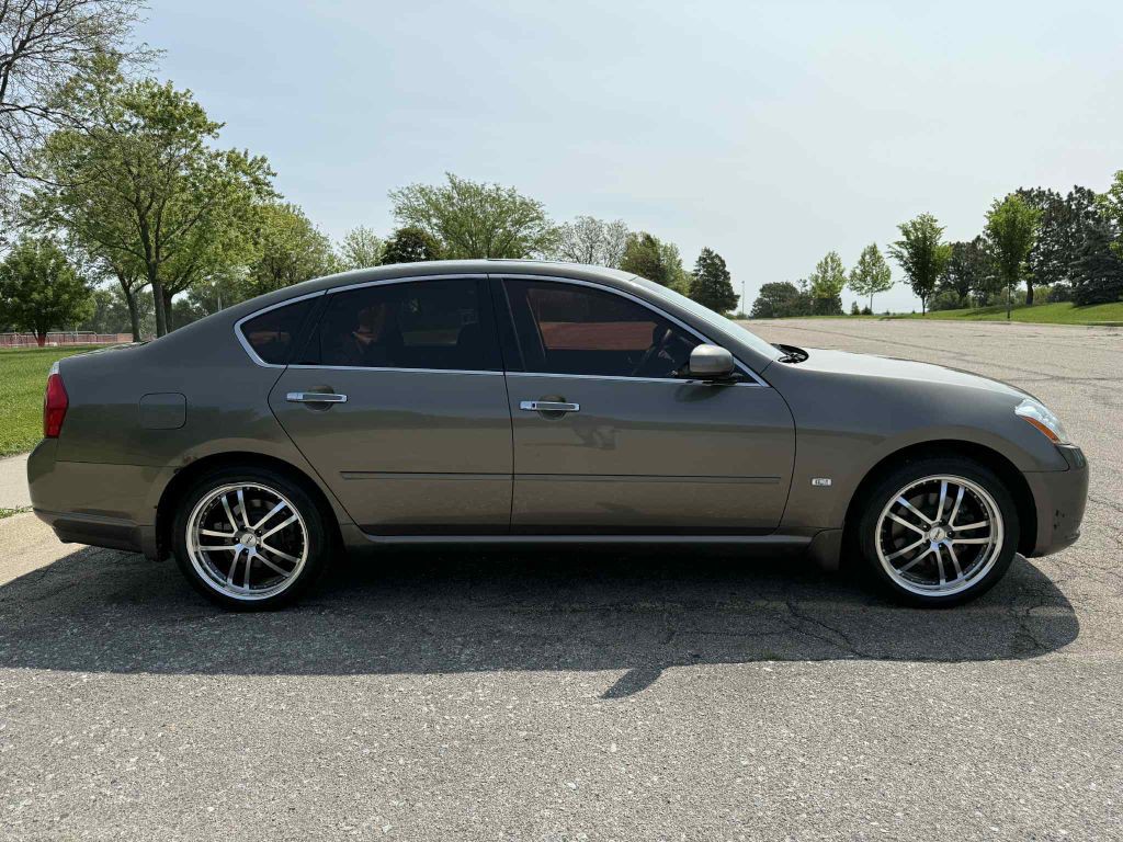 2006 INFINITI M35 Image 4