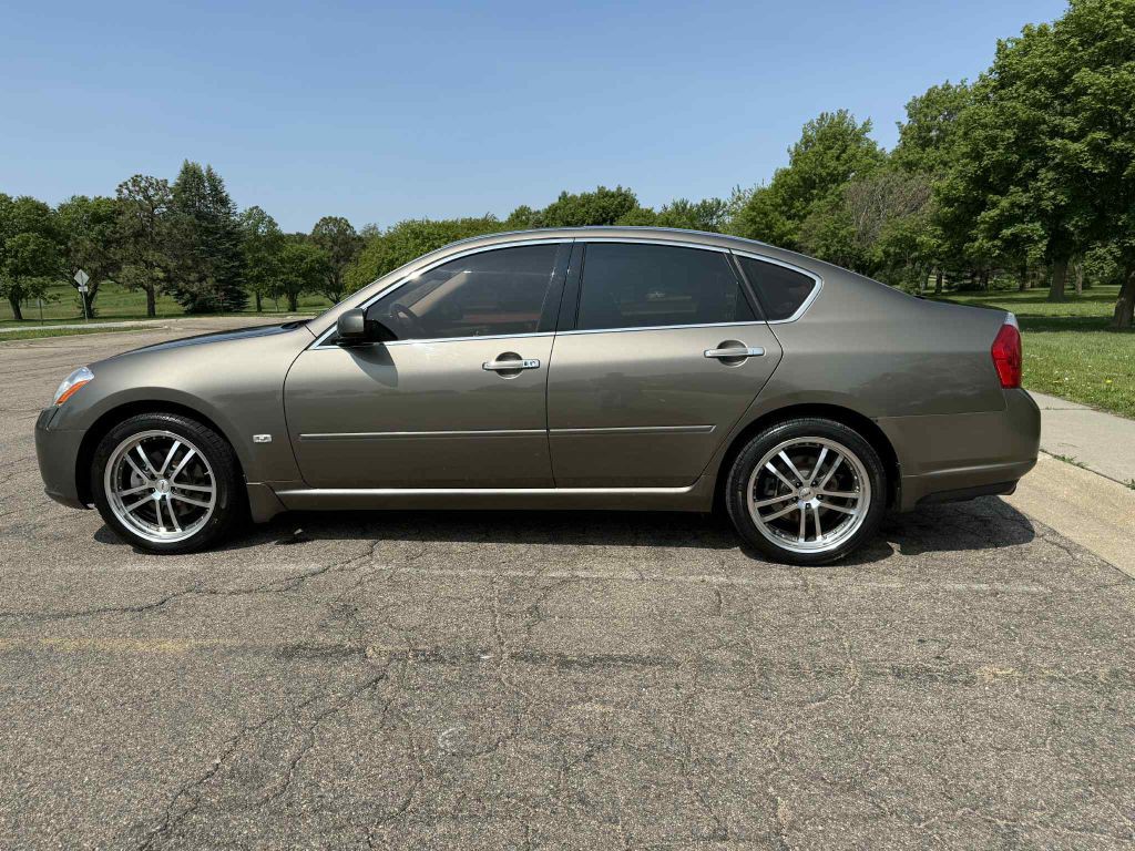 2006 INFINITI M35 Image 5